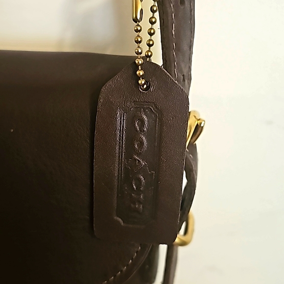 COACH Equestrian Slim Bucket Bag, 9801 Leather, Chocolate, Flap & Snap - Picture 3 of 8